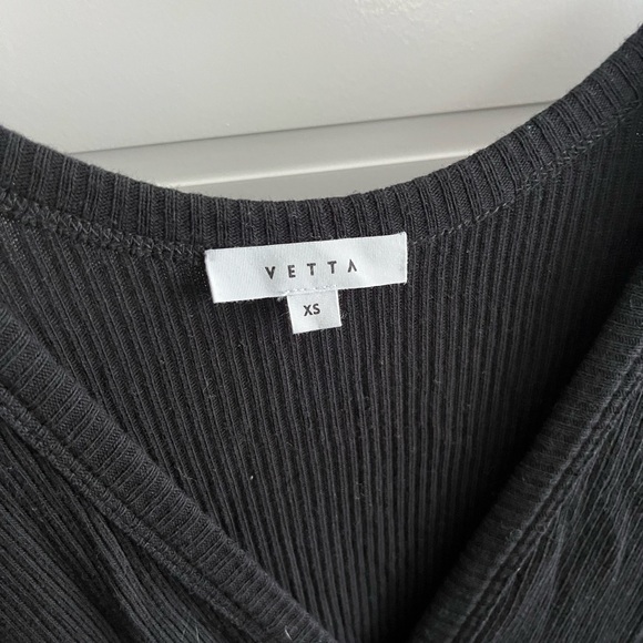 VETTA Black Long Sleeve Knit Dress with Buttons and Tie - Picture 4 of 5